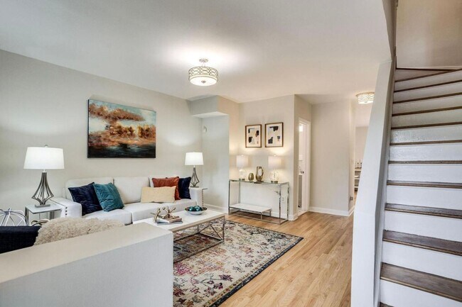Photo - Sunny 2-Bedroom + Den  in SW Waterfront! - Parking included