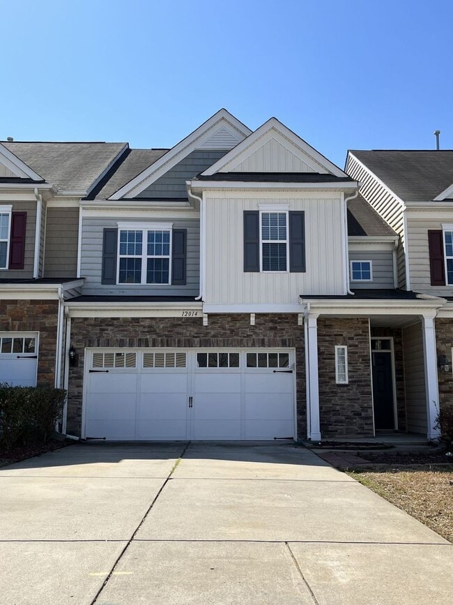 Great 2 Story 3 Bedroom Townhome in Stone ... - Great 2 Story 3 Bedroom Townhome in Stone ...