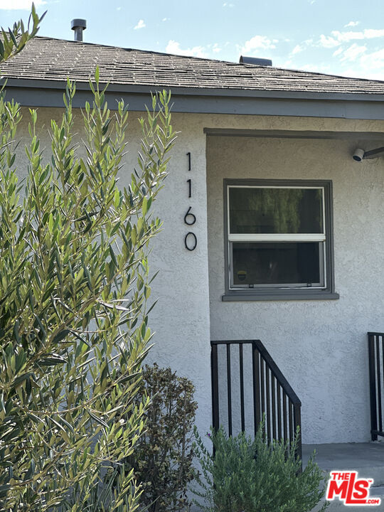 Photo - 1160 N Fries Ave