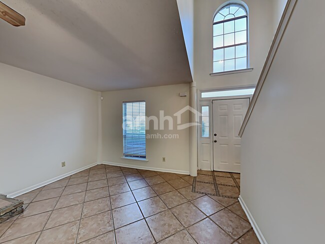 Photo - 5767 Lillian Bend Dr