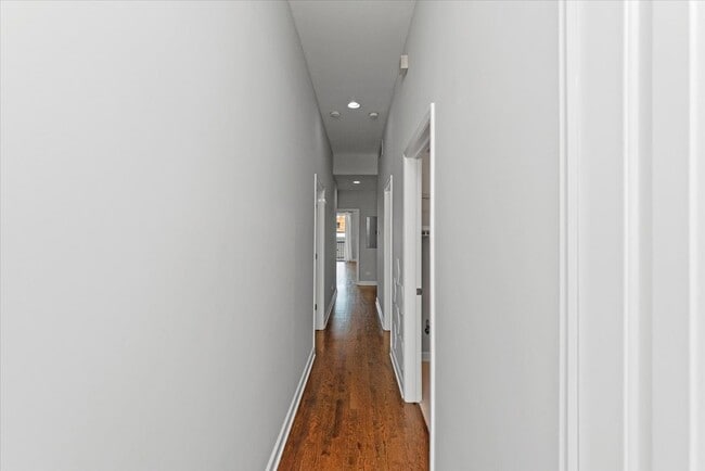 Photo - 2020 W Pierce Ave Unit 77