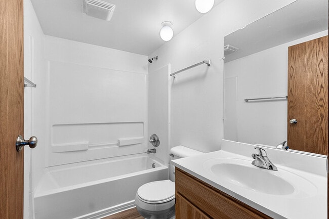 Woodfield Circle Apartments