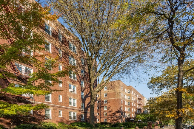 Photo - 280 Ocean Pky