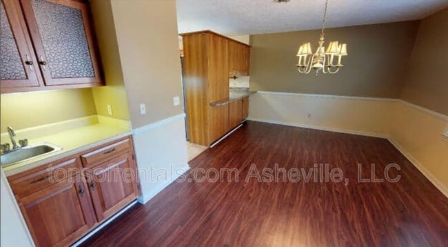 135 Cold Springs Rd