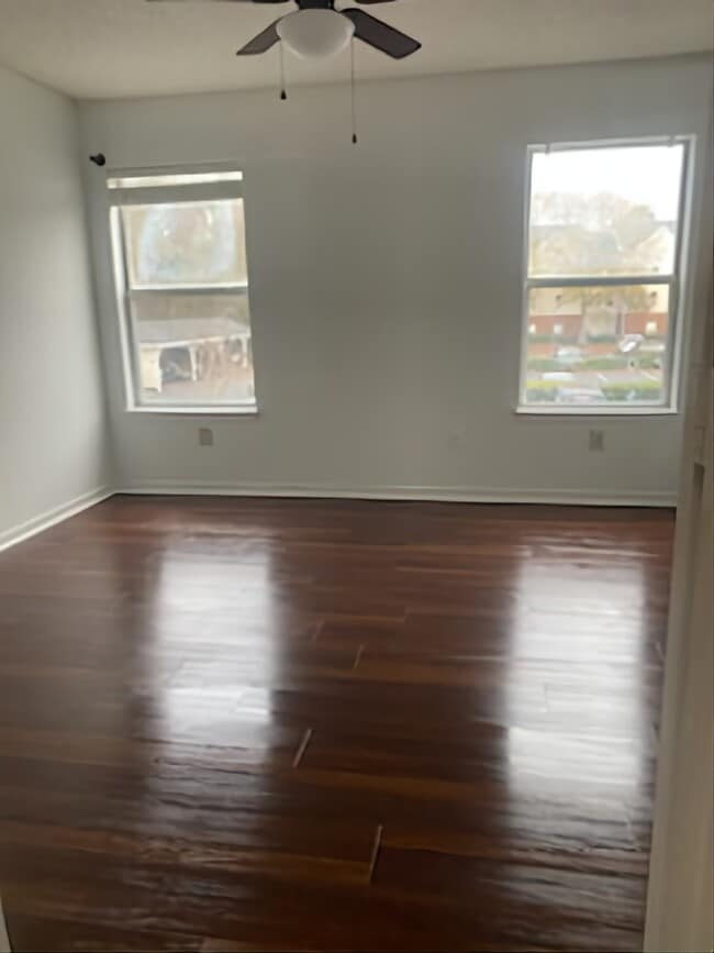 Photo - 2011 N Highway 17 Unit G