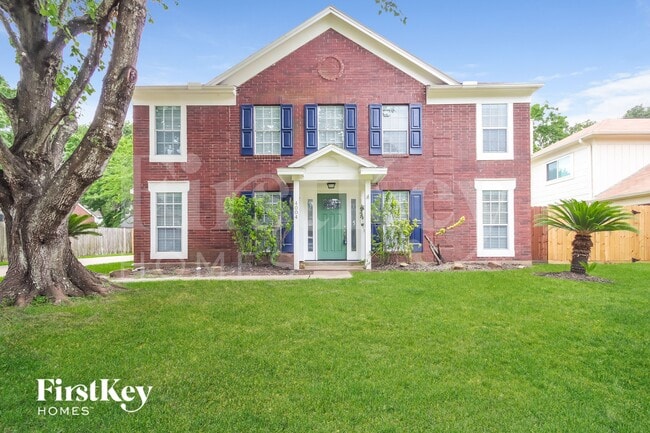 Building Photo - 4004 Ashwood Dr