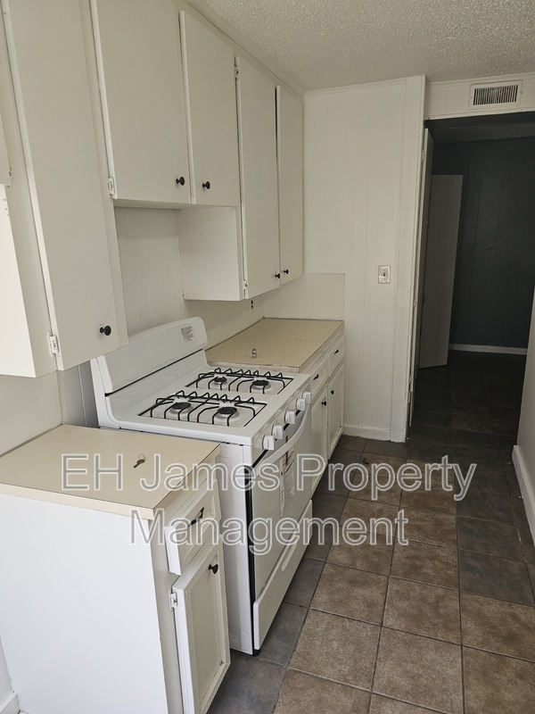 Photo - 217 N Wilson Ave
