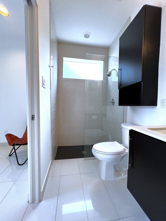 Photo - 1524 Blodgett St