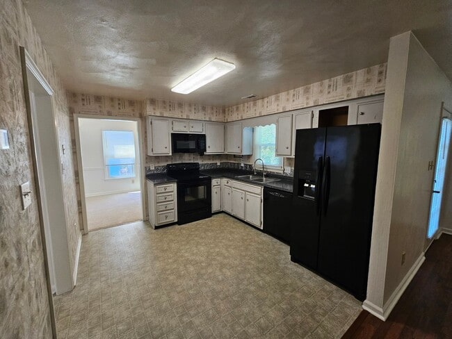 Photo - Lynbrook Landing
