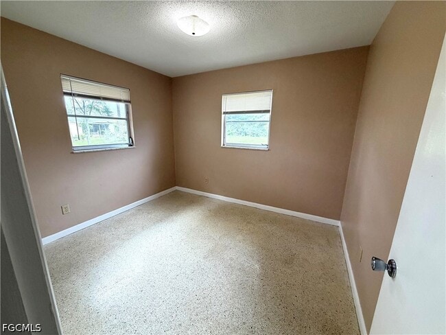 Photo - 1407 Juddale St E