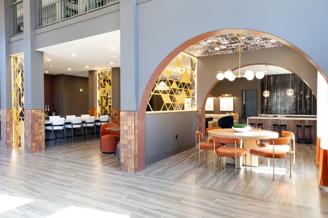 District on the Etowah Apartments