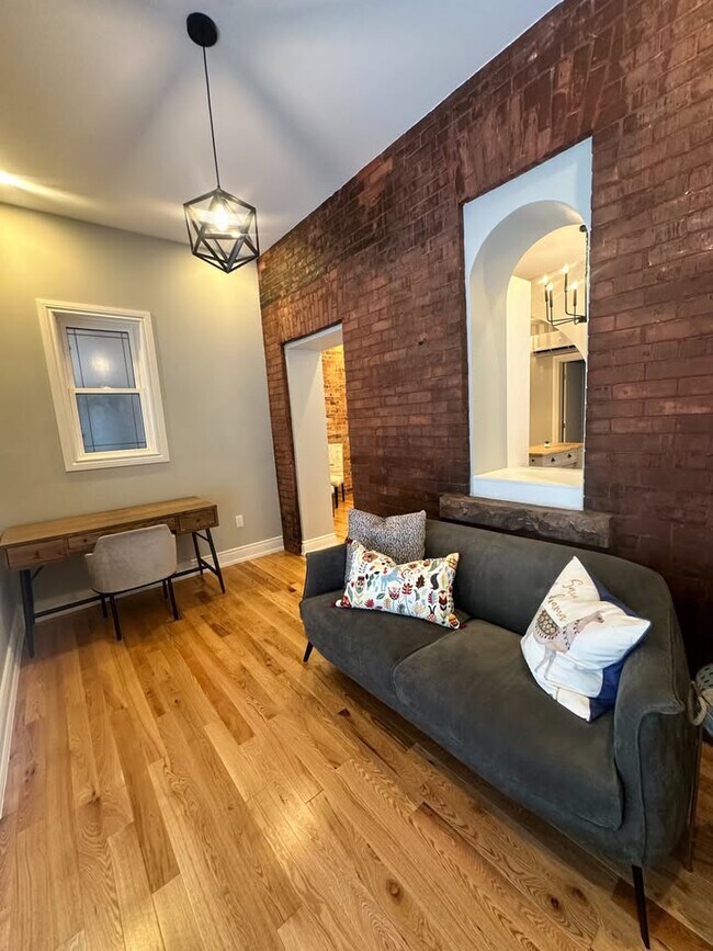 Photo - 157 James St Unit 101