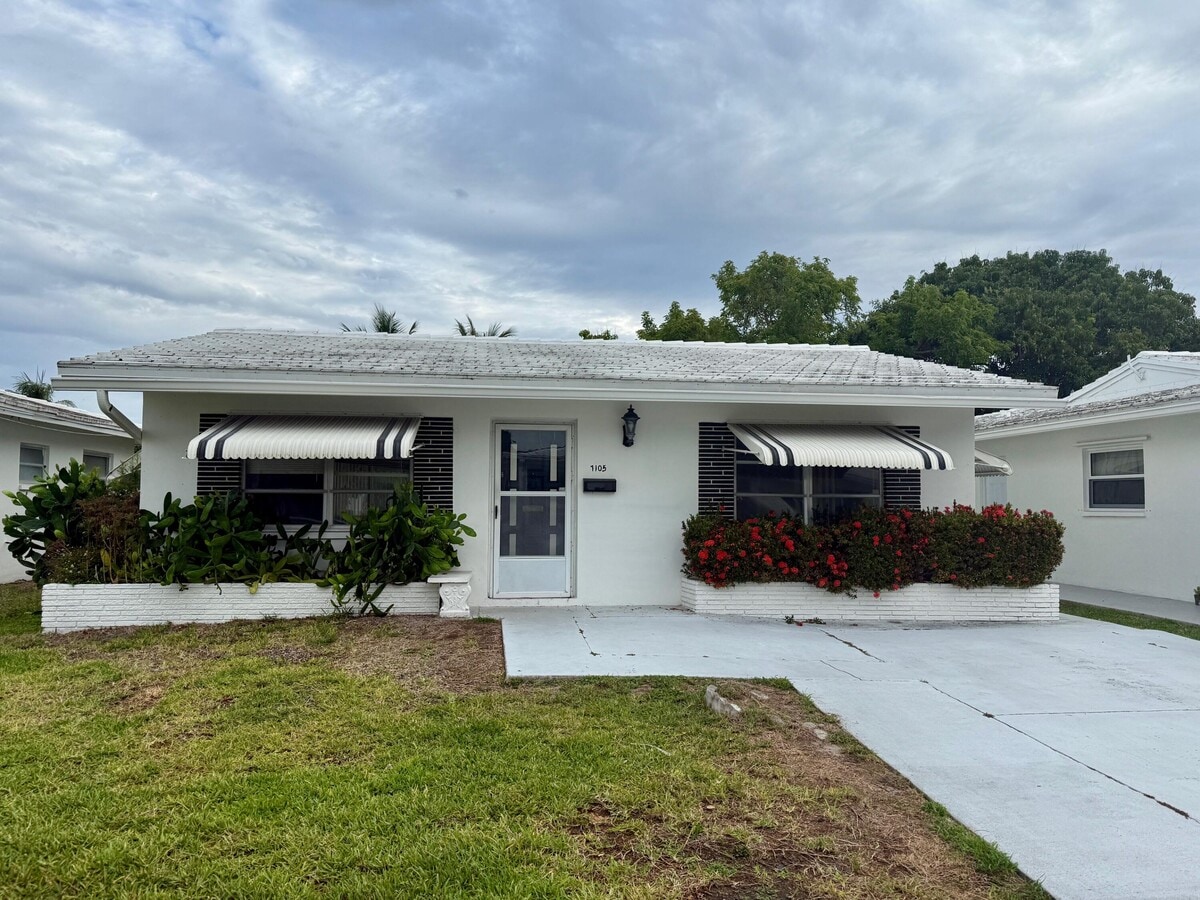 Photo - 7105 NW 70th Ct