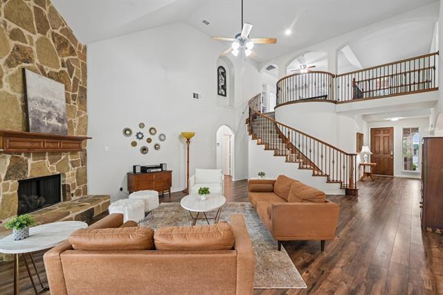 Photo - 800 Texana Dr