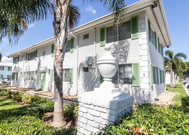 Photo - 1801 NE 62nd St Unit 105