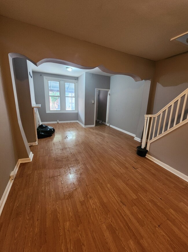 Photo - 2530 W Gordon St