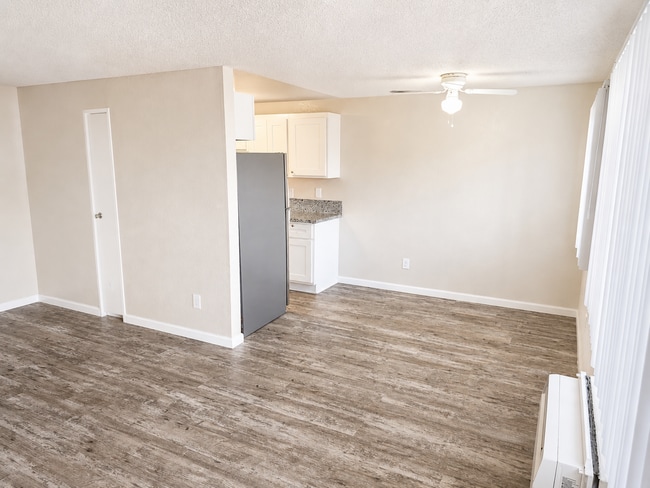 Photo - Mountain Vista Apartments