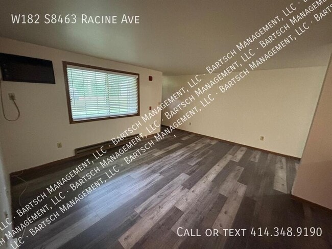 Photo - W182-S8463 Racine Ave