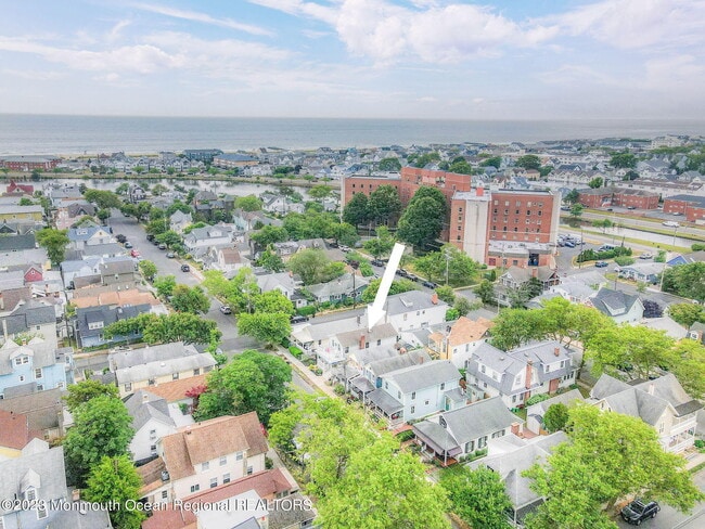 Photo - 82 Franklin Ave