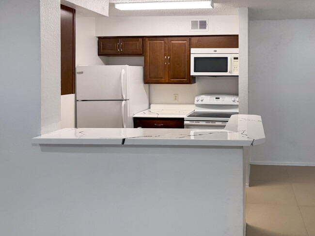 Building Photo - 2946 S University Dr Unit 7108