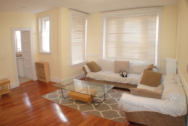 Photo - 22 Parkway Rd Unit 2