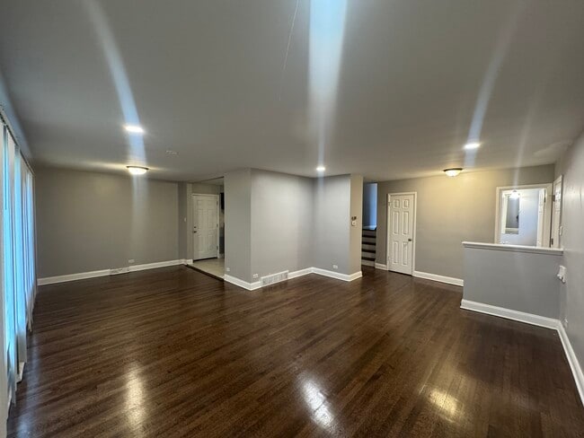 Photo - 15125 East End Ave