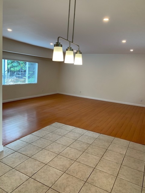 Photo - 5708 Woodman Ave Unit 3