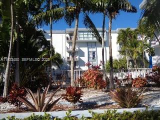 Building Photo - 1801 S Treasure Dr Unit 320