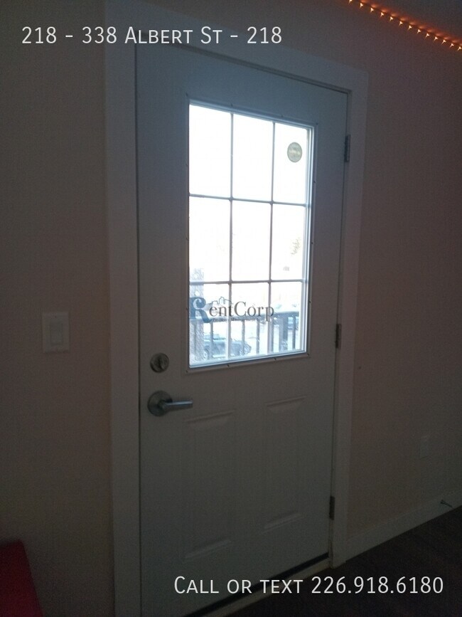 Photo - 338-338 Albert St