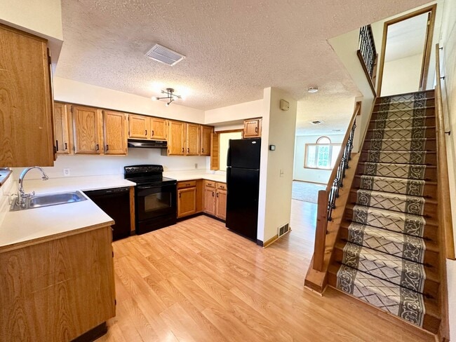 Photo - 222 S Ten Broeck St House