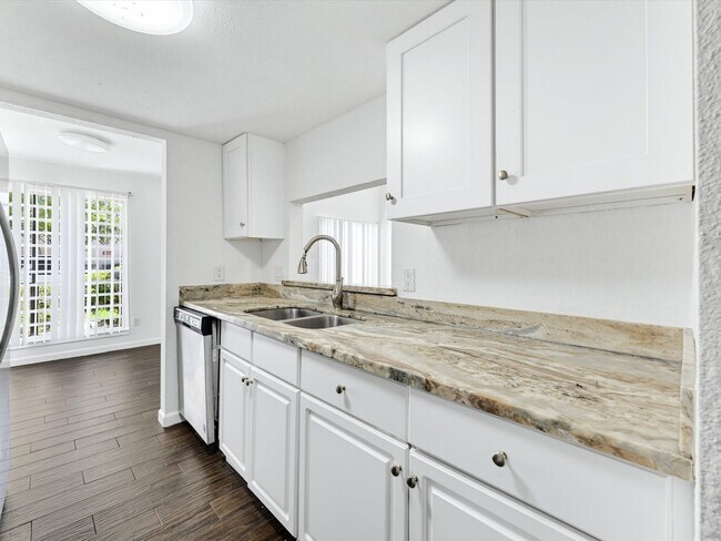 Photo - 9548 Pagewood Ln Unit 9548