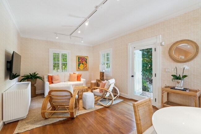 Photo - 151 S County Rd