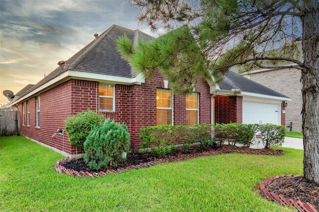 Photo - 24519 Red Bluff Tr