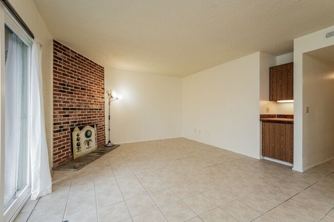 Photo - 2 Bedroom 2 Bathroom Sits Right on the Sho... Condo