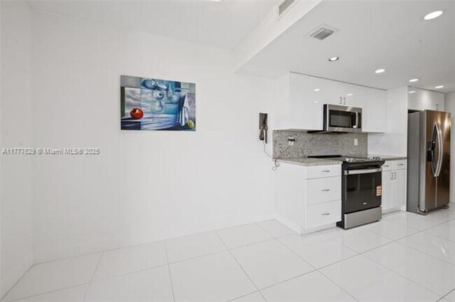 Photo - 2000 Towerside Terrace Unit 2000 Towerside Ter  805