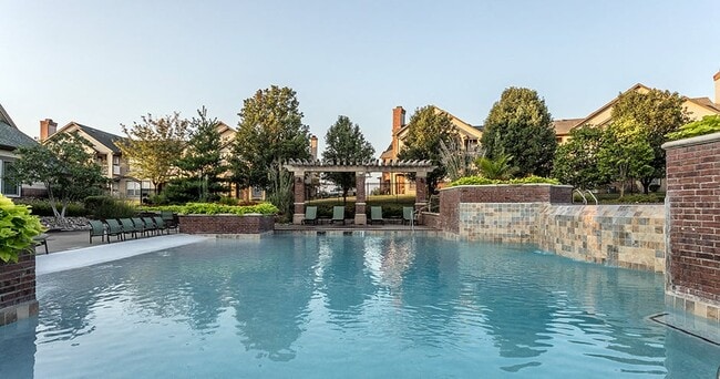 The Manor Homes of Arborwalk Apartments