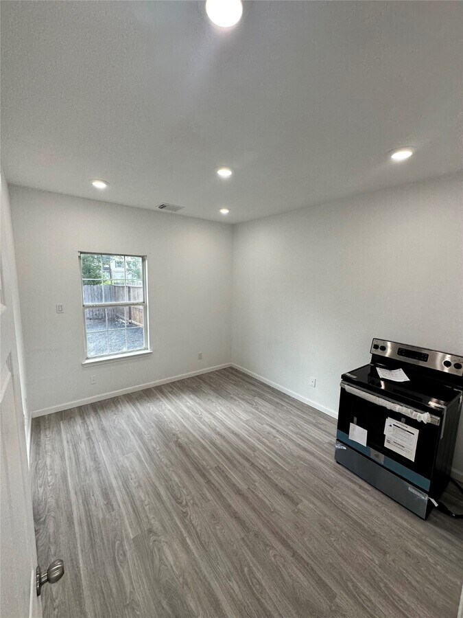 Photo - 6946 Paris St Townhome