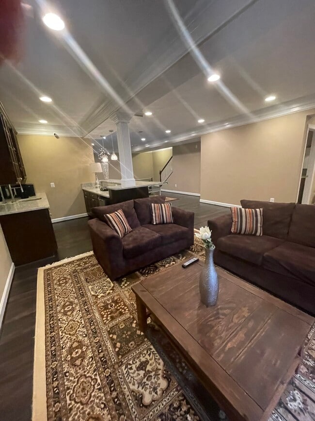Building Photo - 25339 Kinsale Pl