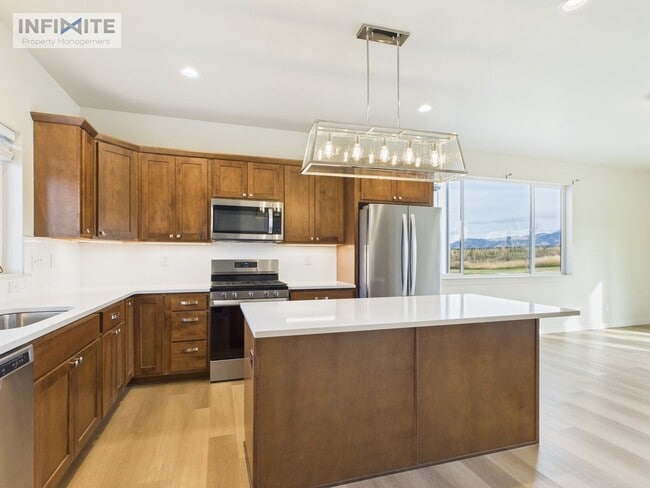 Photo - 3 Bedroom plus office space - Modern Comfo...