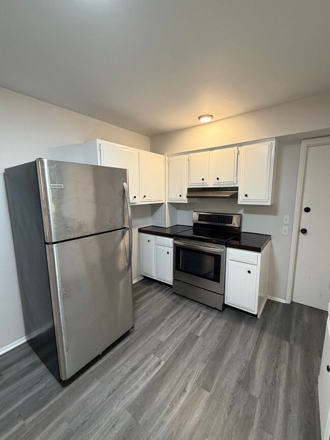 Building Photo - 138-138 S Berkley St Unit 136 S. Berkley Street