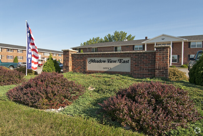 Building Photo - Meadow View East Rental