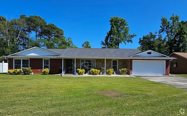 Building Photo - Caropines in Surfside Beach Rental