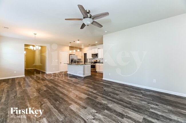 Photo - 301 Mincy St