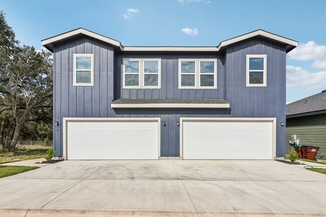 Photo - New Luxury homes! Call Now!! 830-327-8773