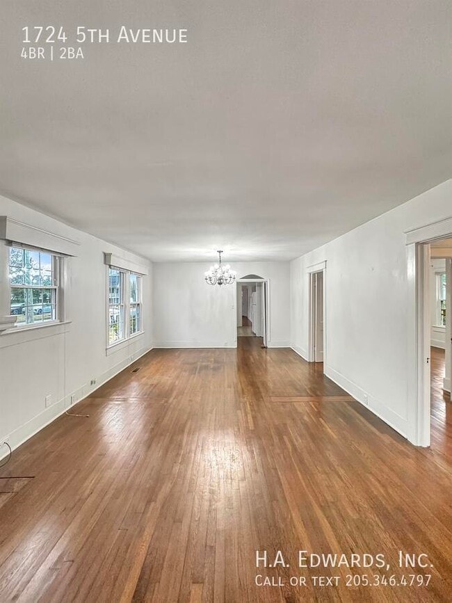 Photo - 1724 5th Ave