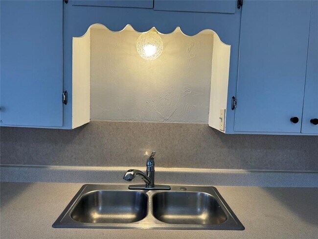 Photo - 6812 NW 37th St