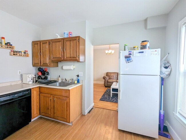 Photo - 383 Highland Ave Unidad 2