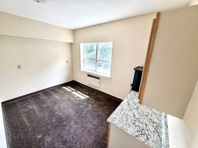 Photo - 3959 Sheridan Ave Unit 3959 Sheridan Ave Apt 321
