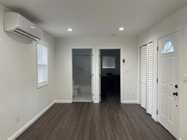 Photo - 11091 Violet Dr Unidad 11095 Violet Dr