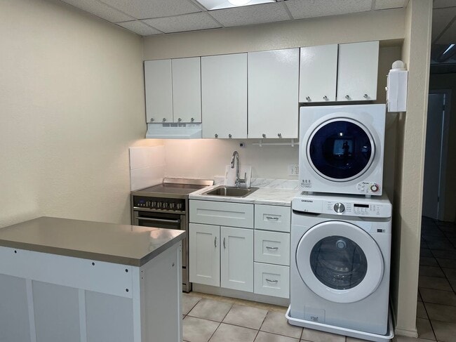 Photo - 5712 Padre Blvd